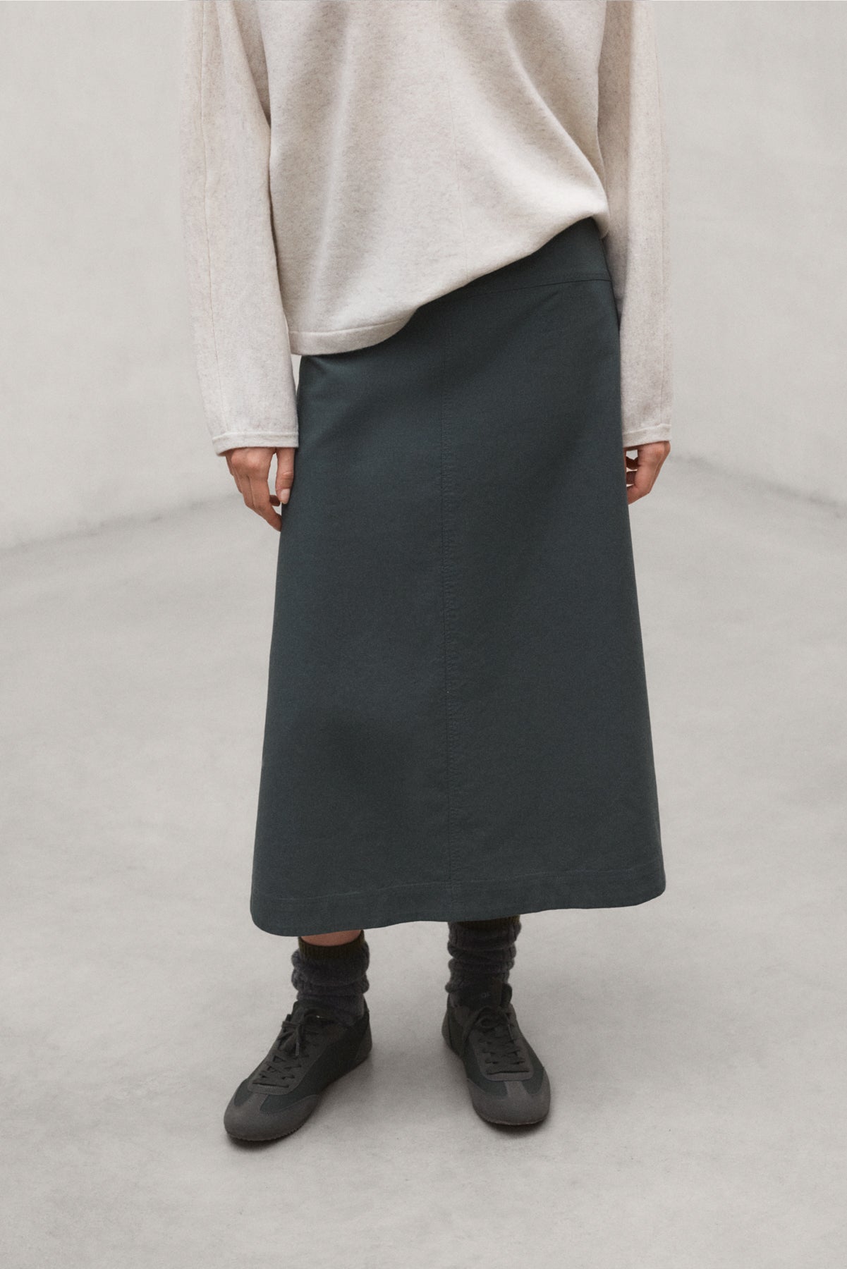KHAKI VILLENA SKIRT