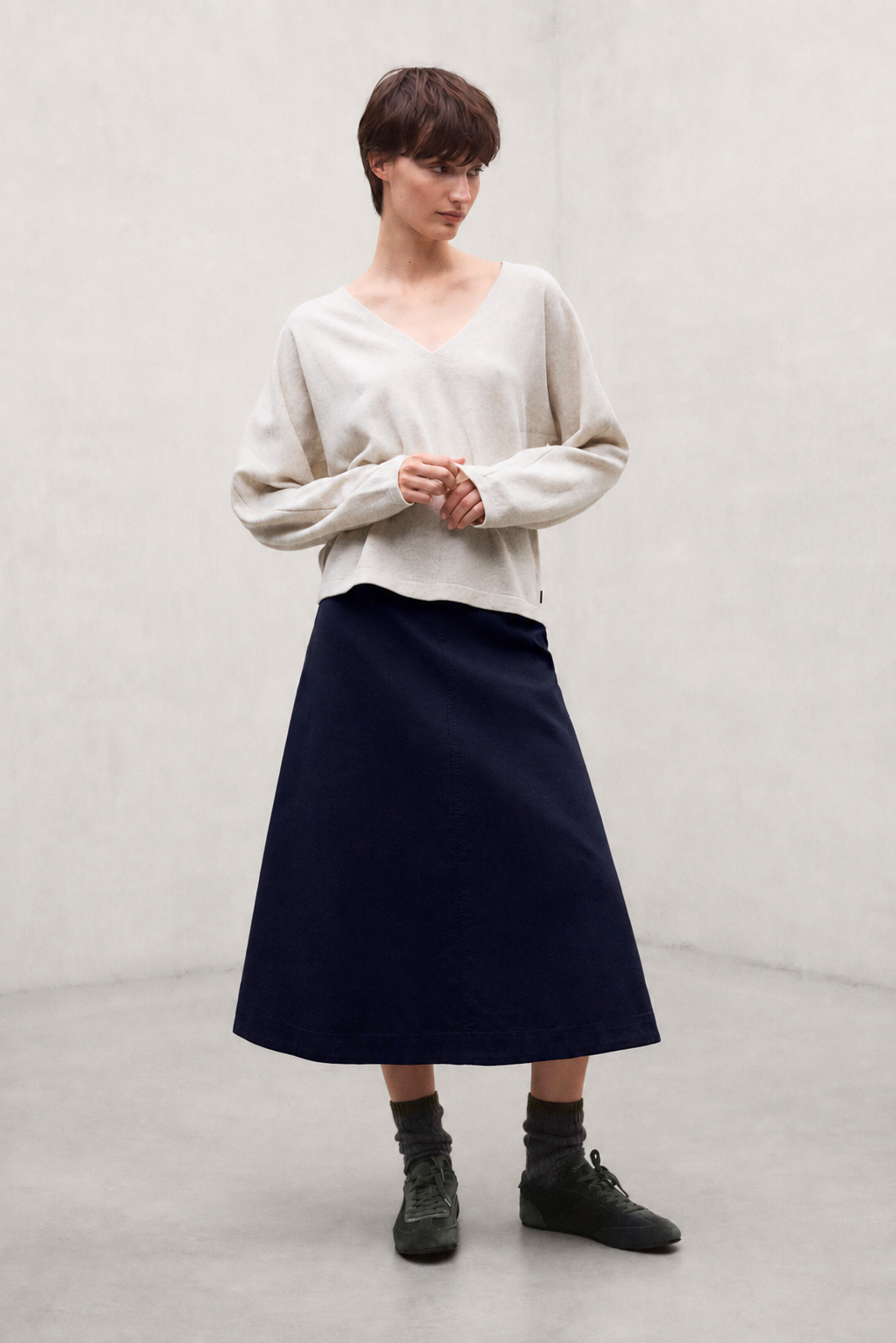 NAVY BLUE VILLENA SKIRT