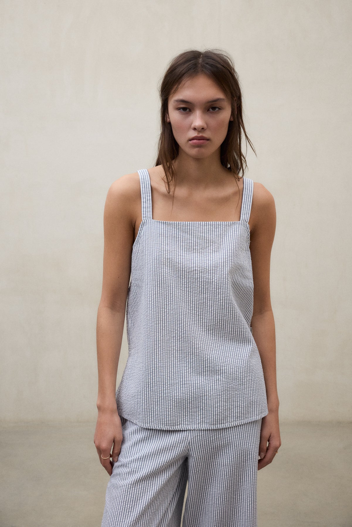 BLUE AND WHITE ARIA SHIRT