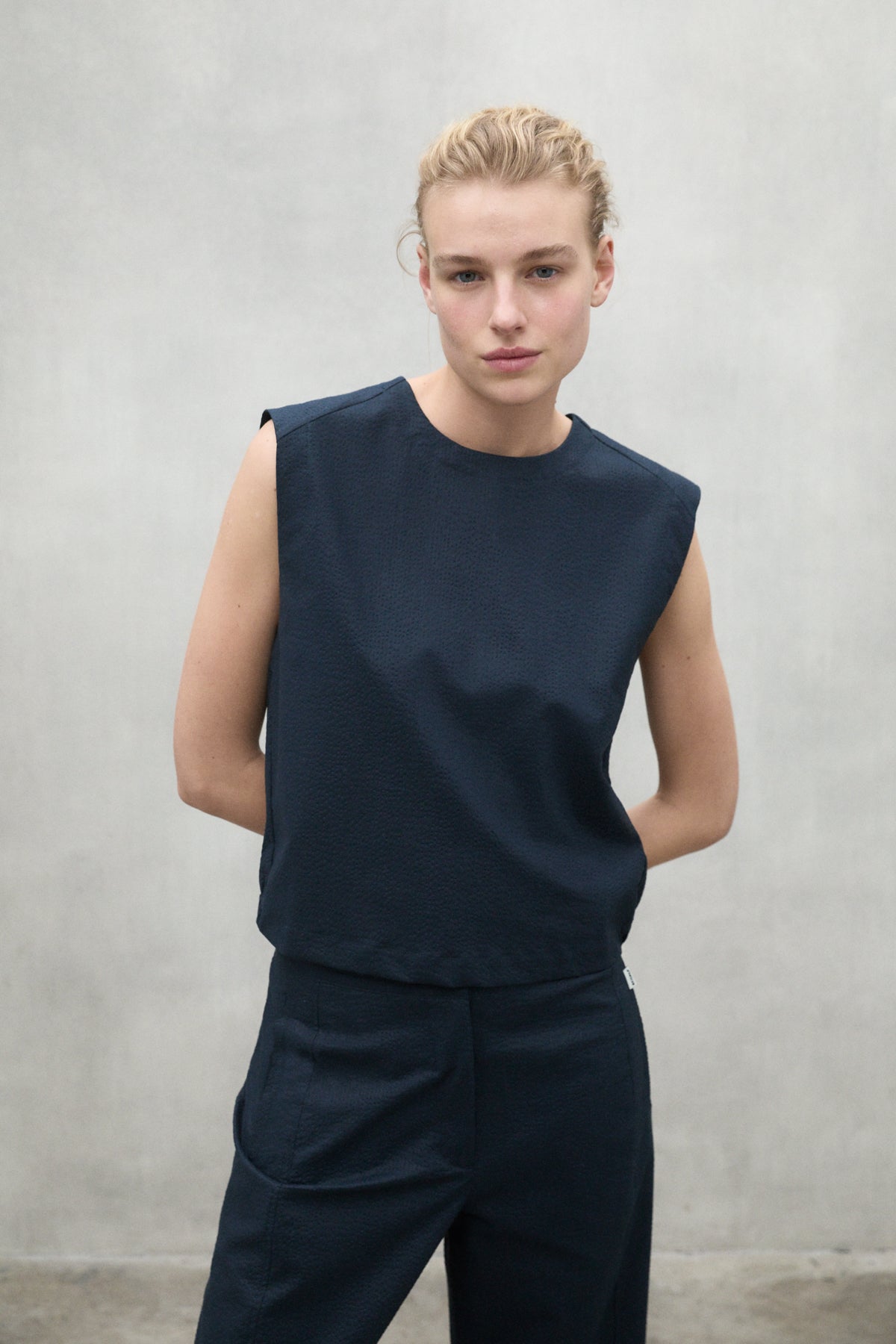 NAVY BLUE HAILEY SHIRT