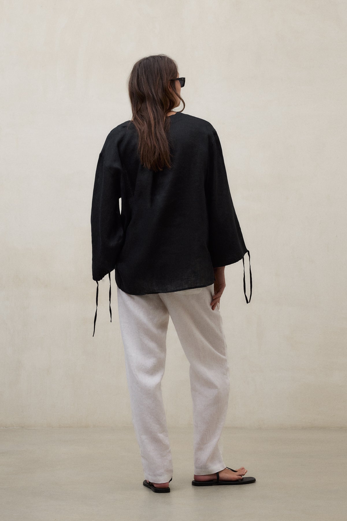 BLACK JENA SHIRT