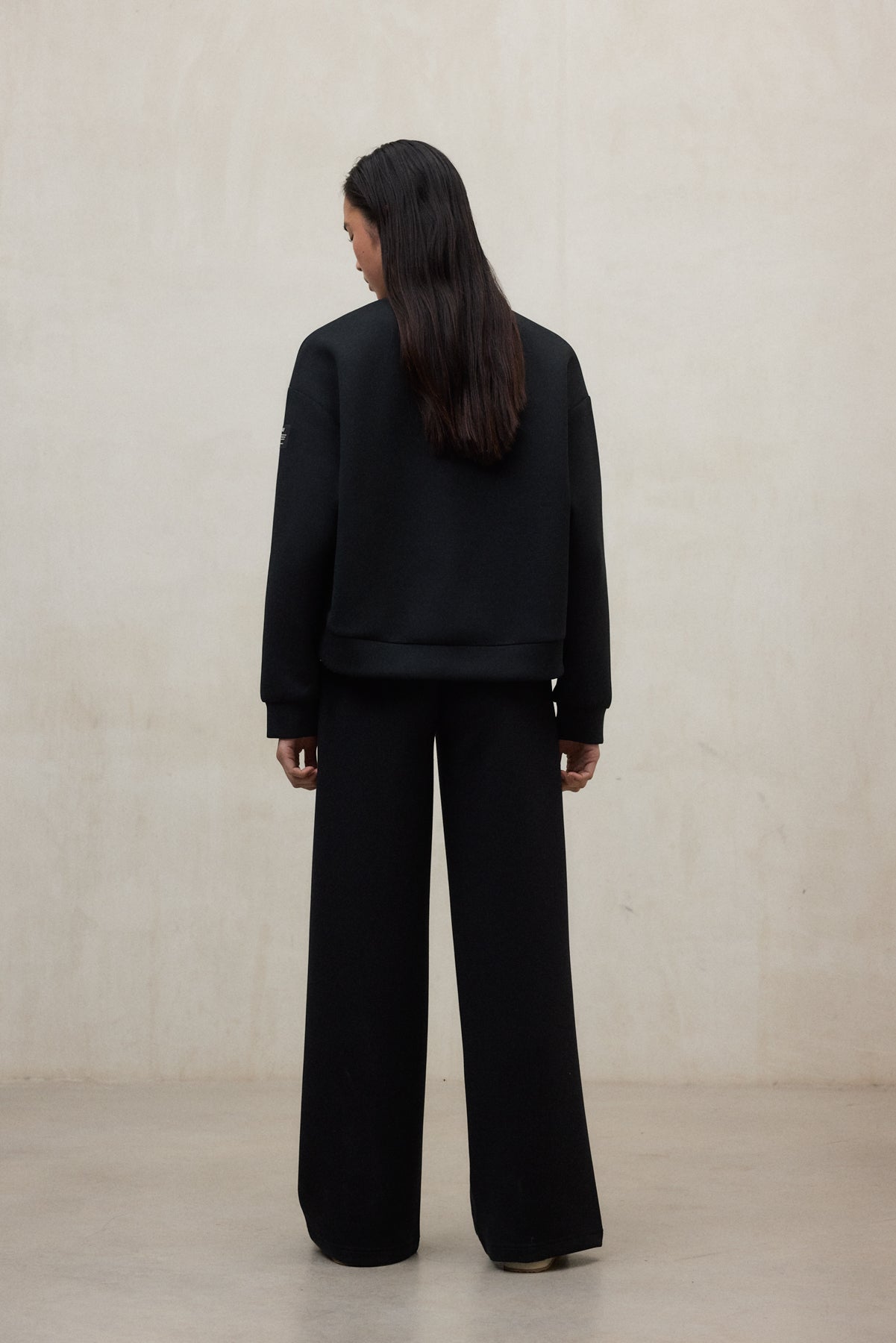 SUDADERA AMBOLO NEGRA