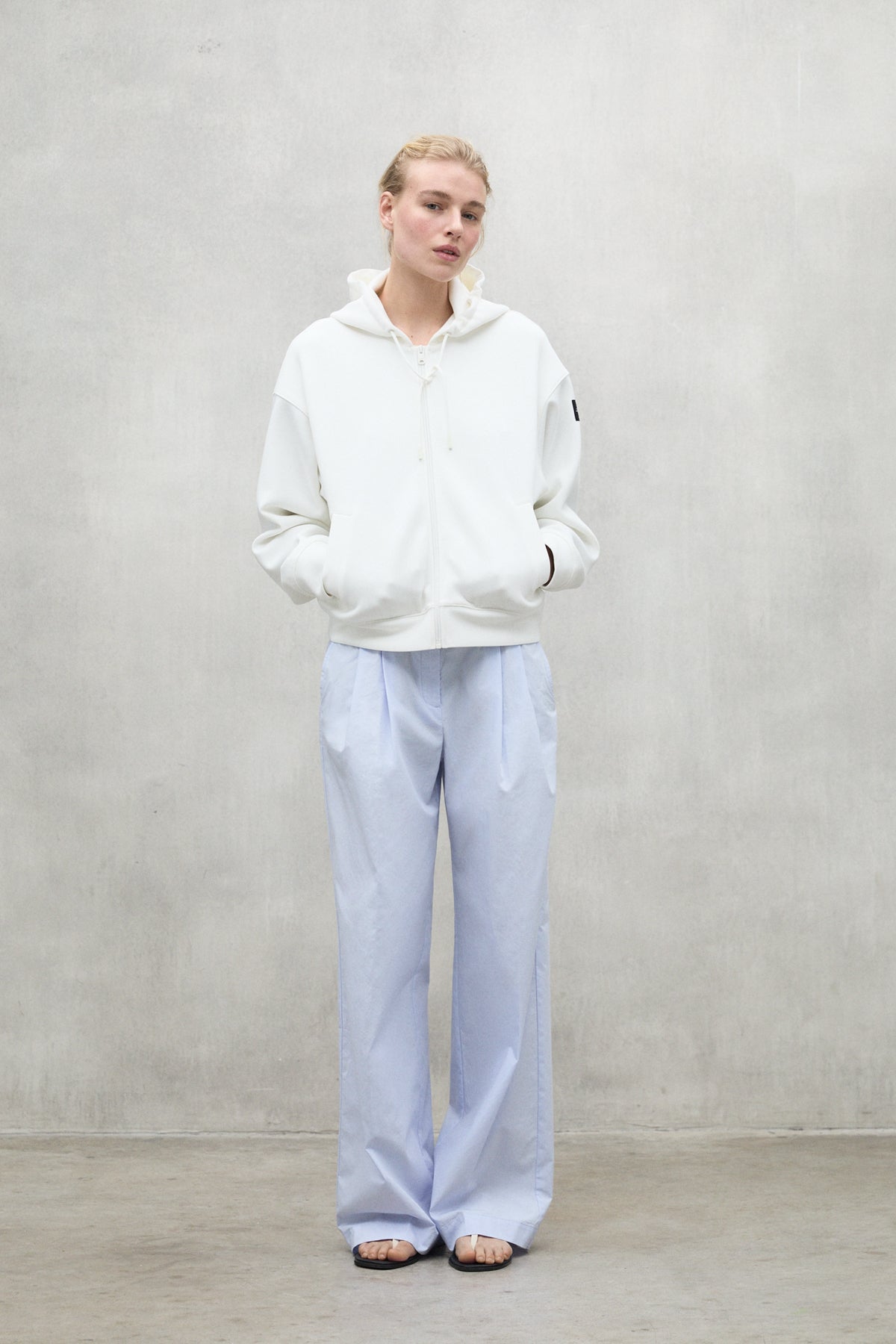 SUDADERA ARICA BLANCA