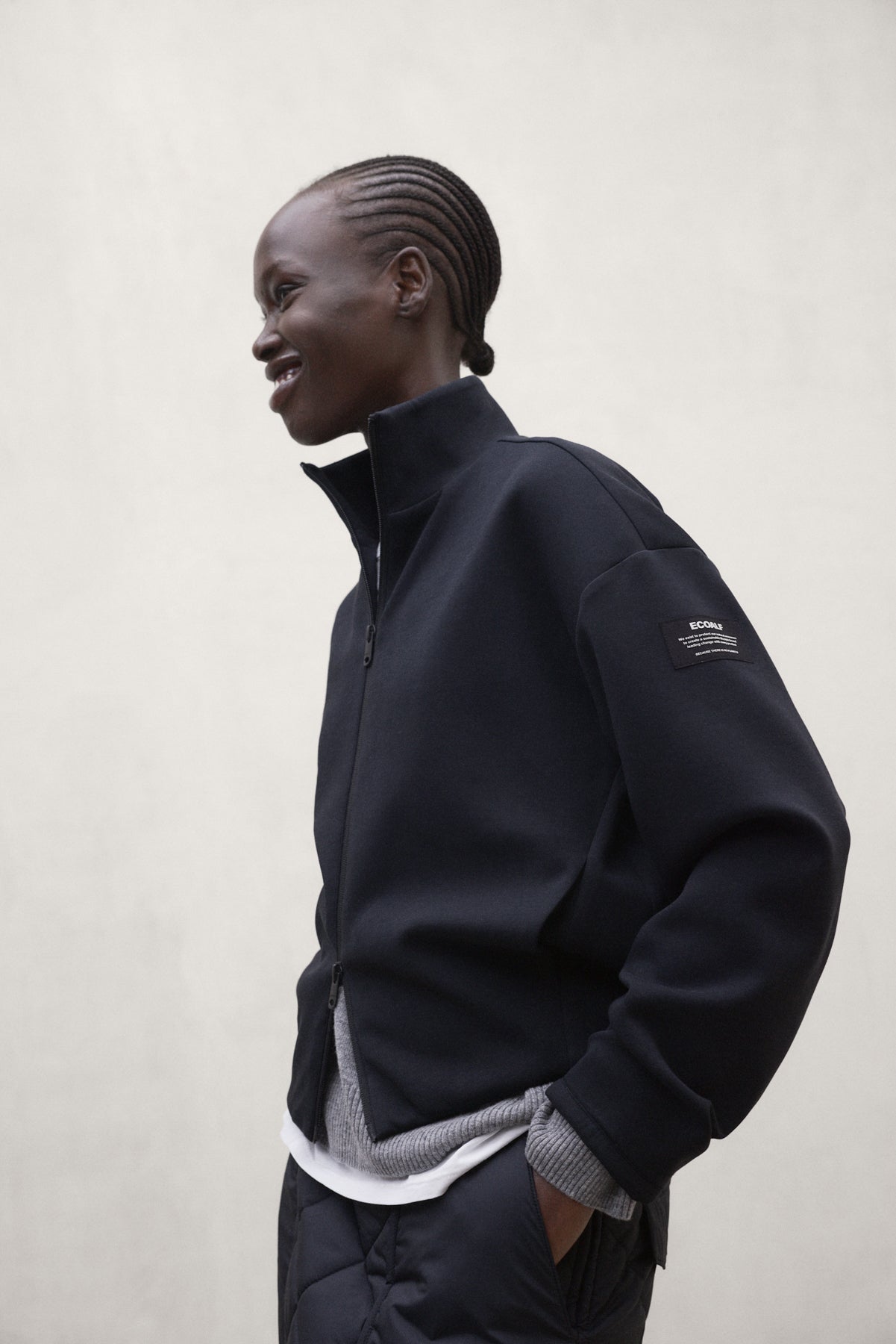 BLACK AUSTIN SWEATSHIRT