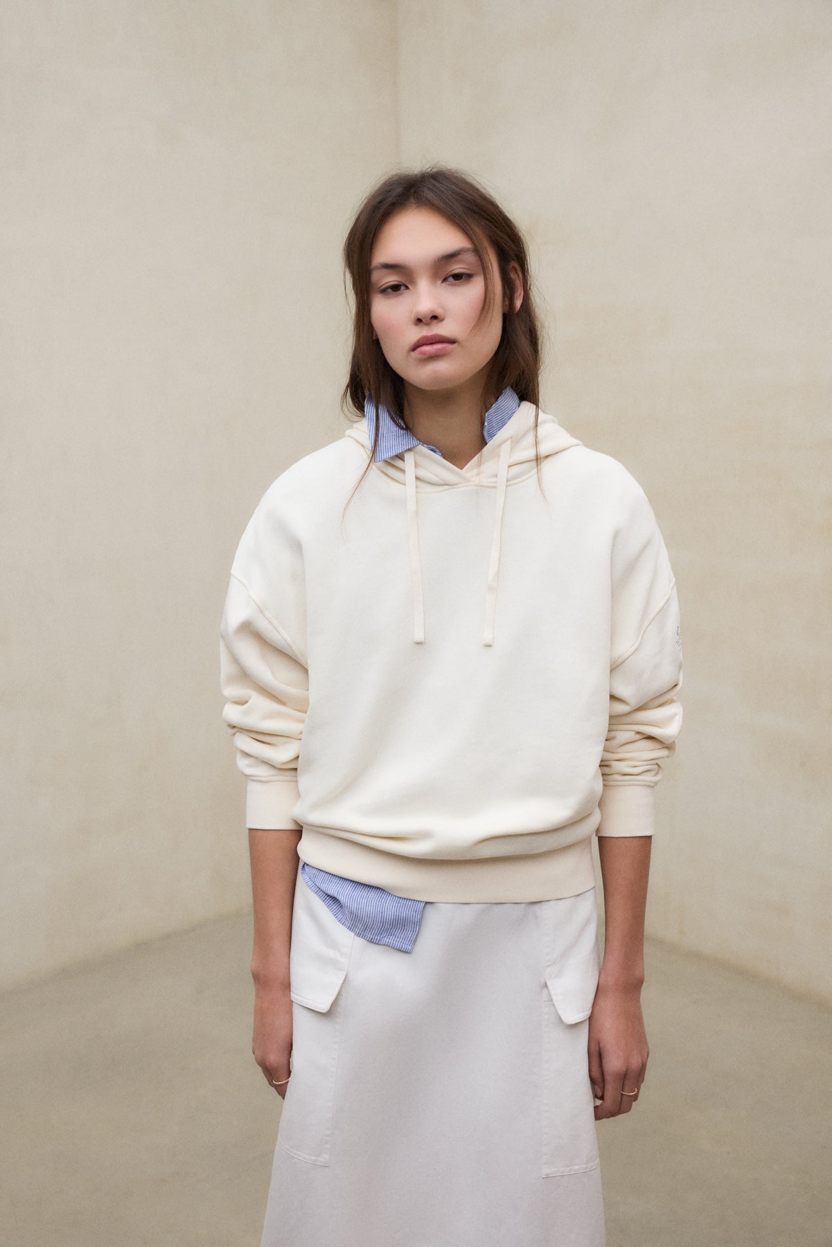 SUDADERA BIANCA BEIGE