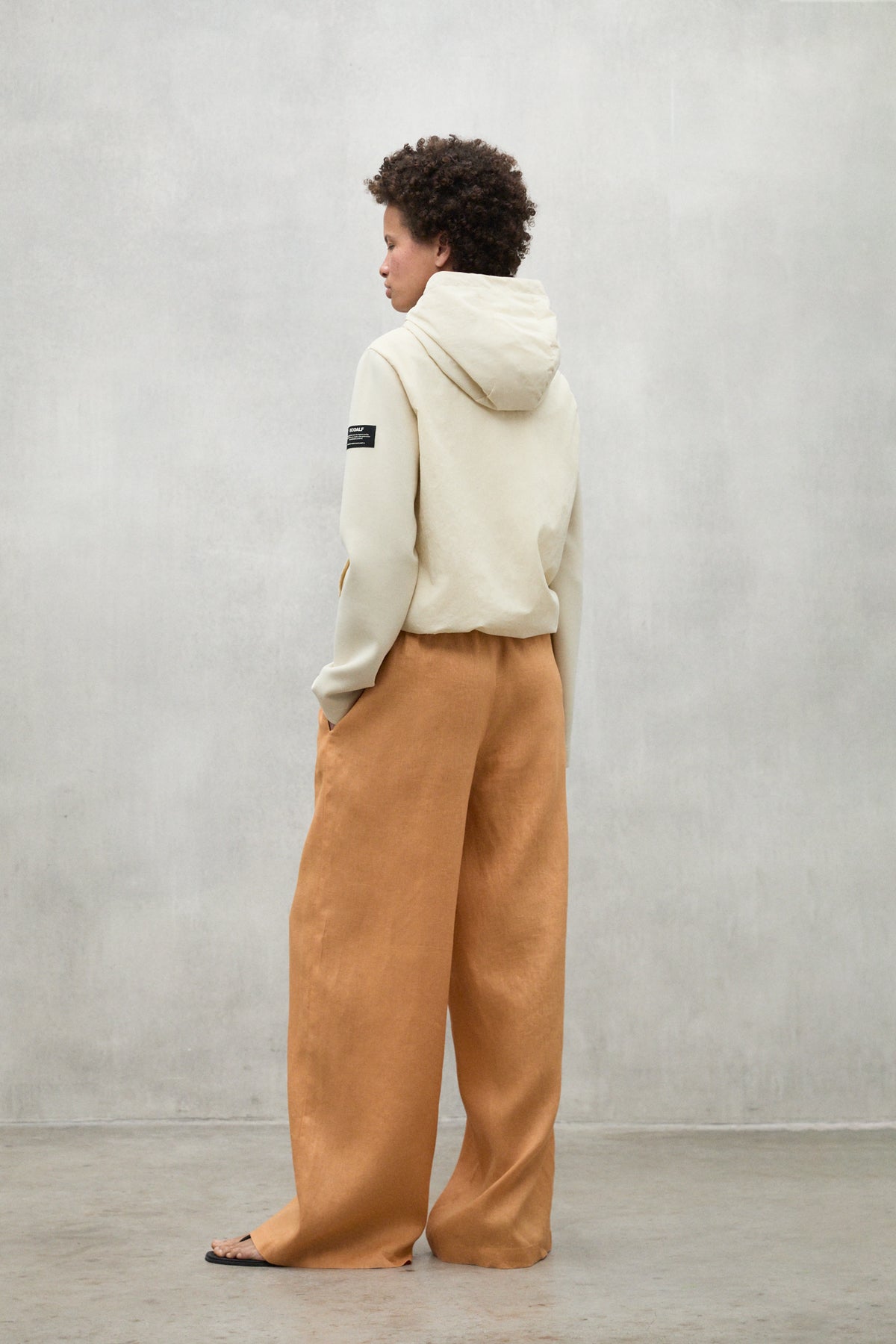SUDADERA NASCA BEIGE