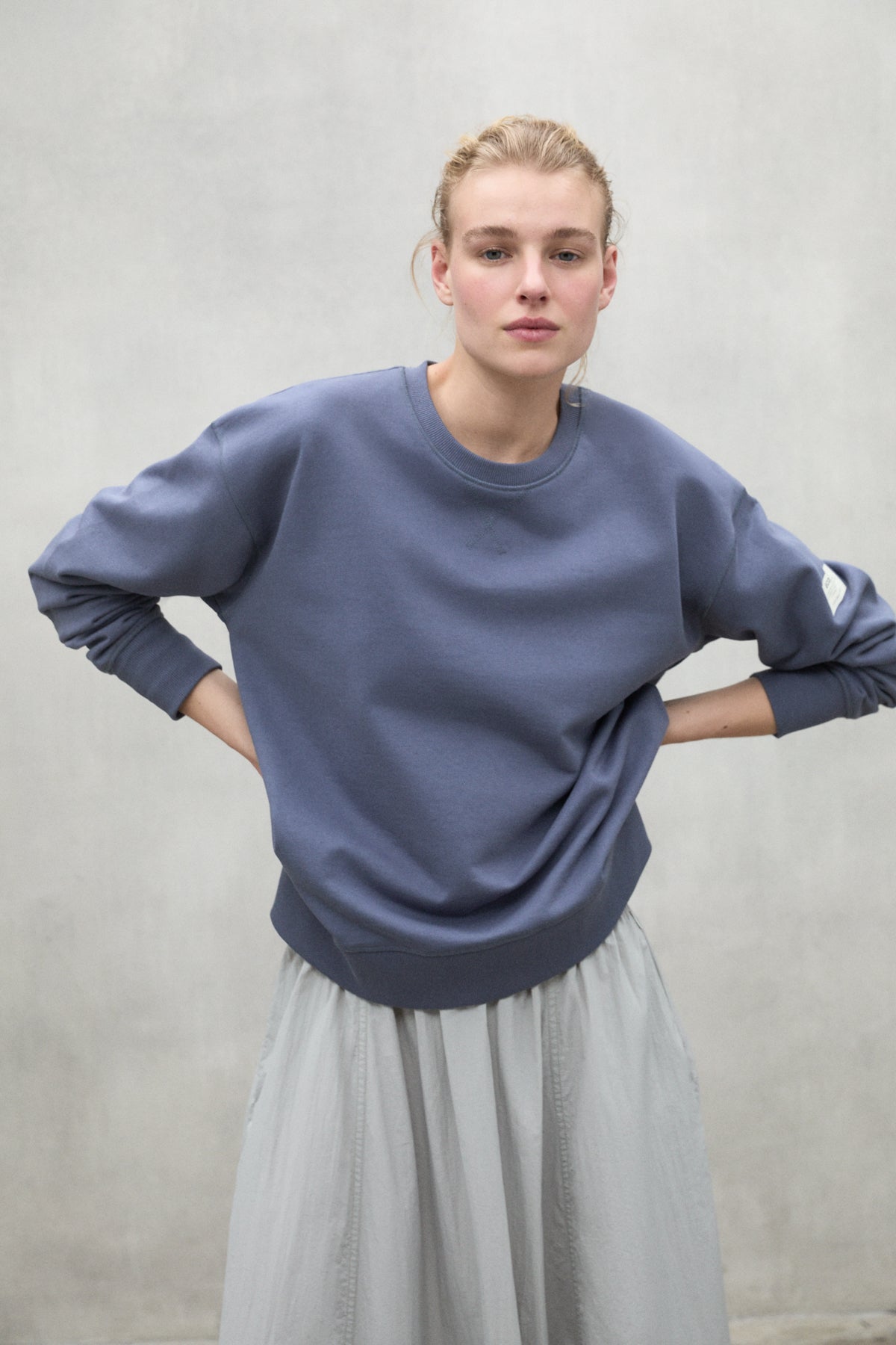 SUDADERA STORM GRIS OSCURO
