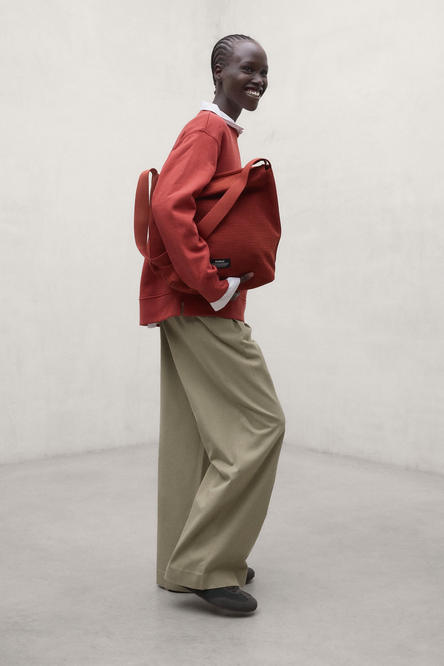 ORANGE TIKA BUCKET BAG
