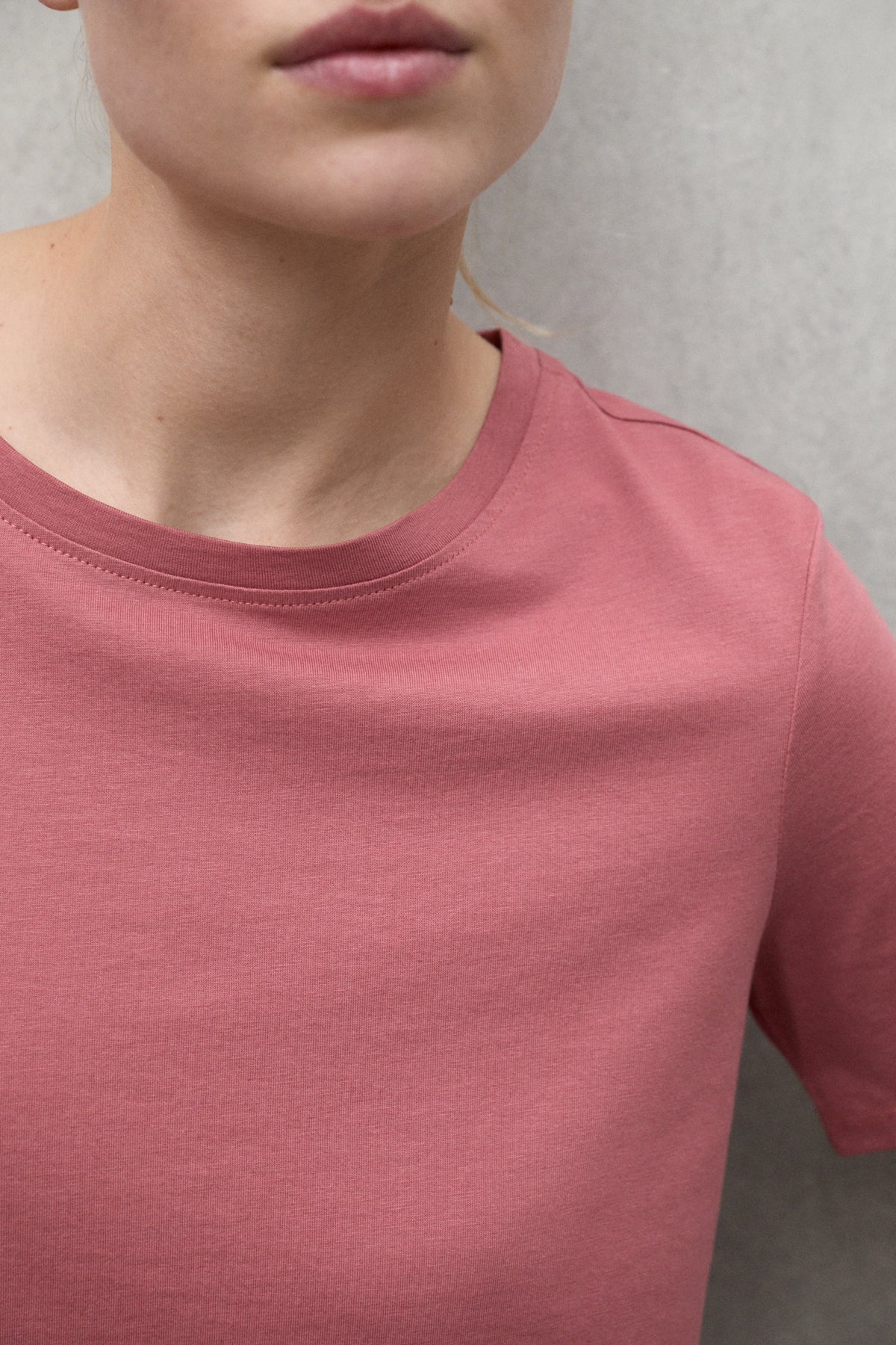 CAMISETA LAKE ROJA