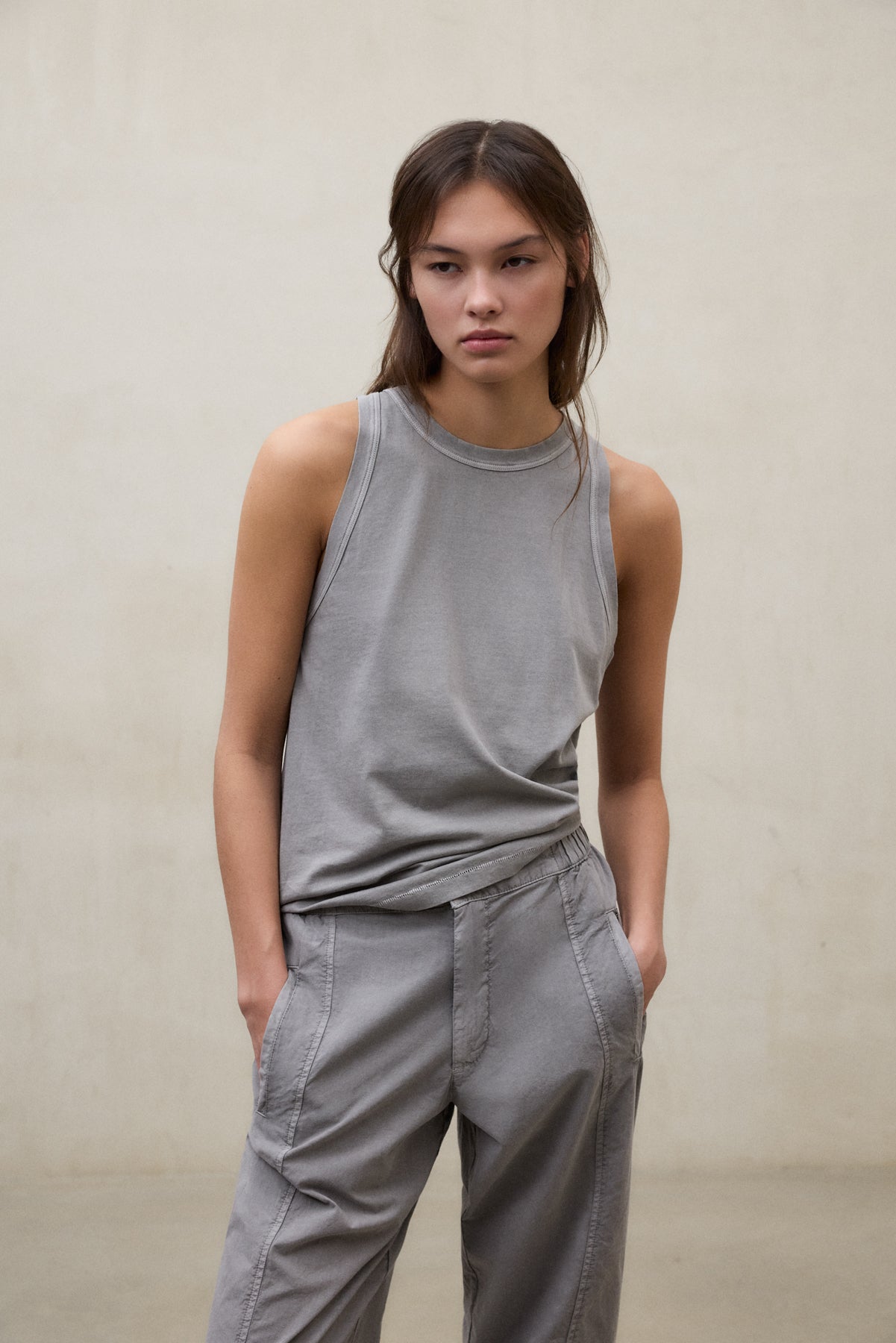 CAMISETA MINDEN GRIS OSCURO