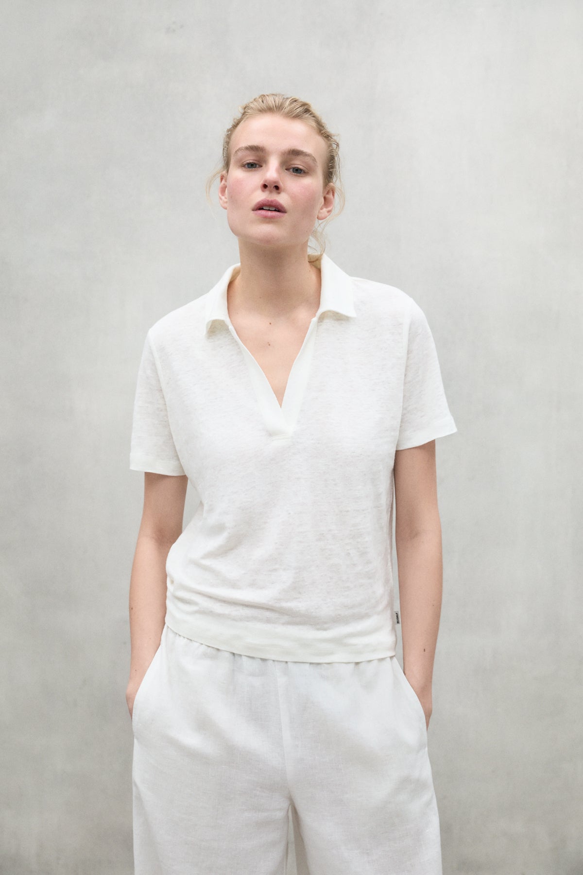 WHITE TROMS T-SHIRT