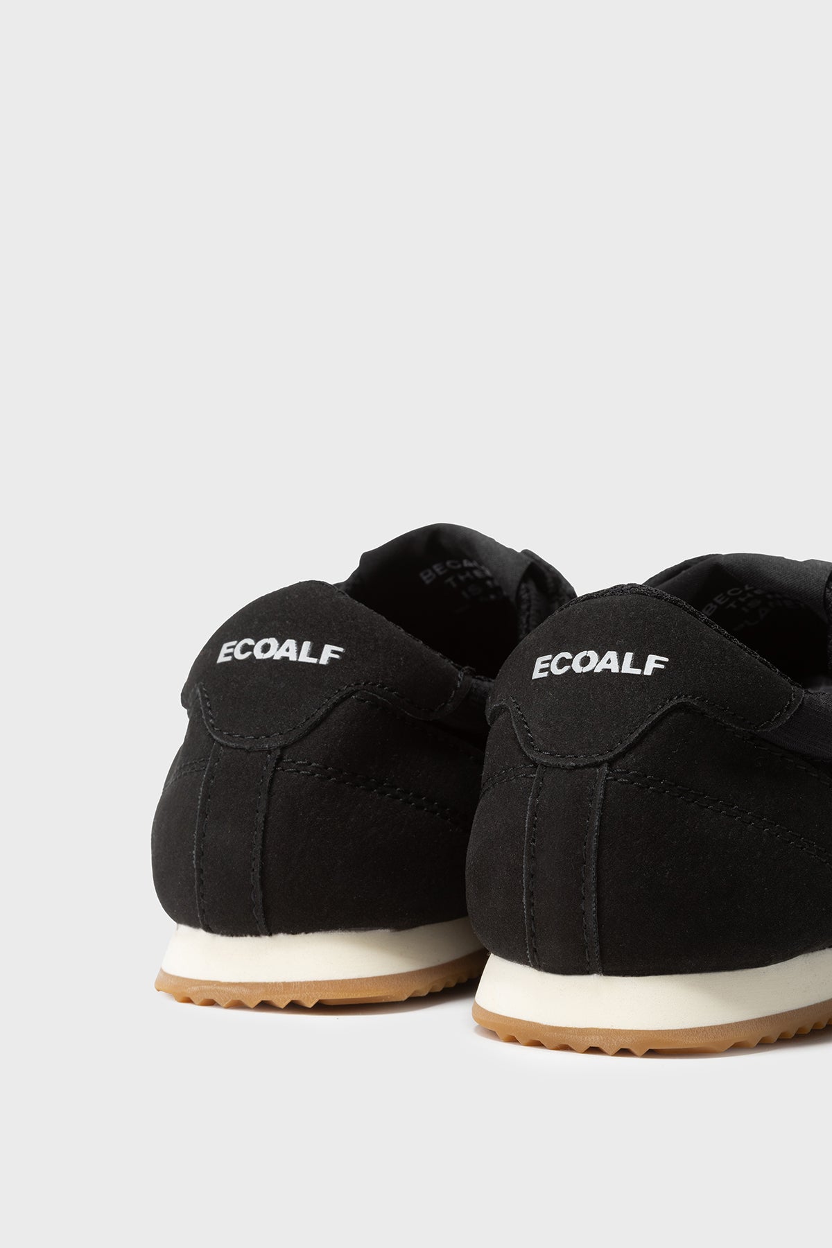 BLACK DENVER TRAINERS