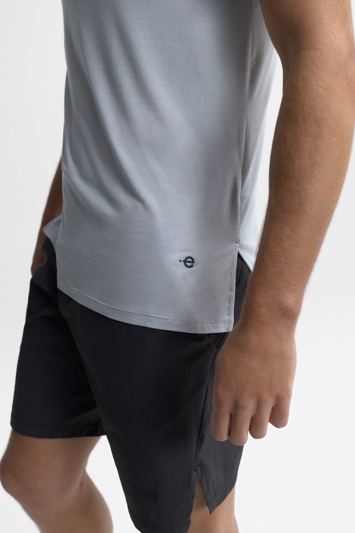 CAMISETA AMED GRIS